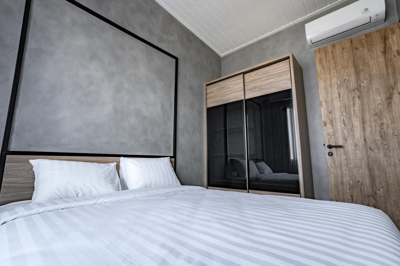 Loa Living Solo Baru Hotel Grogol Exterior photo